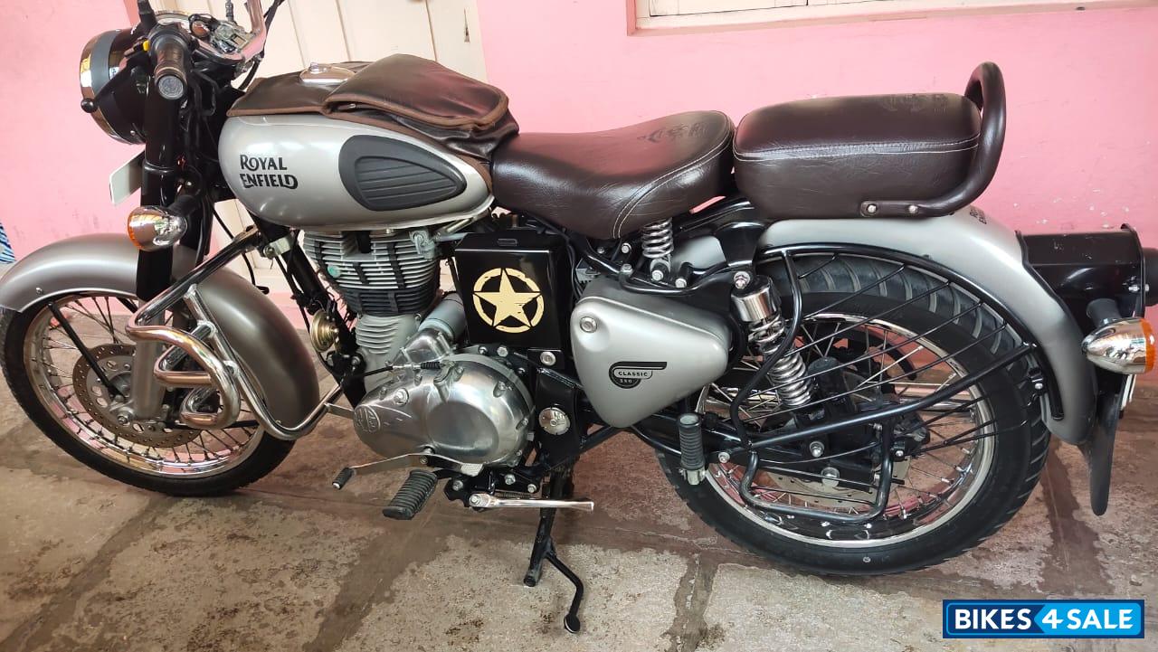 Royal Enfield Classic Gunmetal Grey