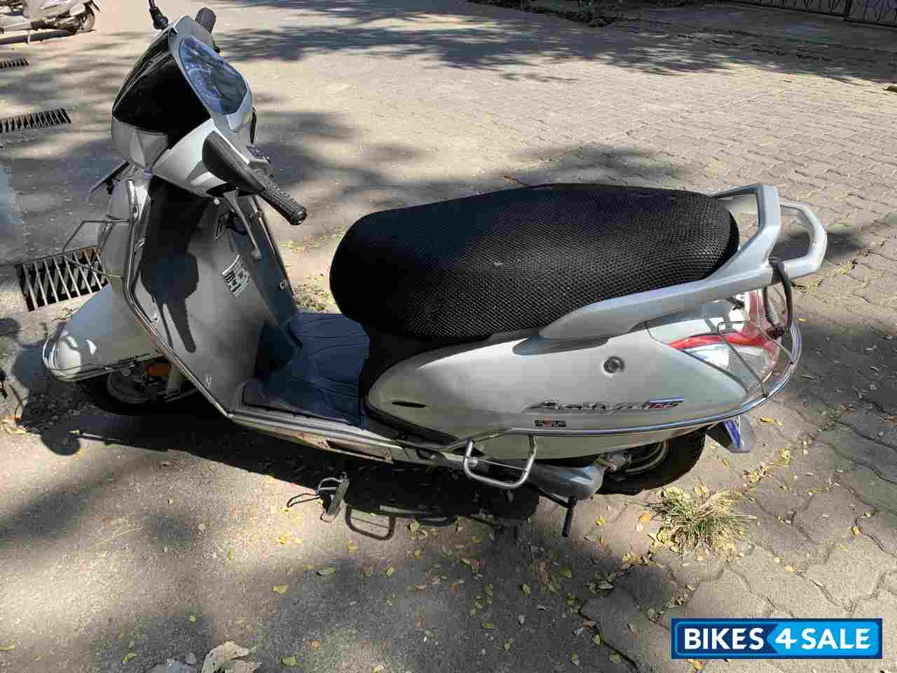 White Honda Activa 125