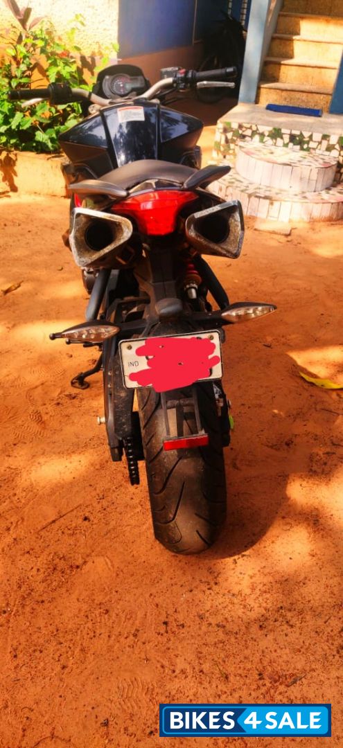 Black Benelli TNT 600 i