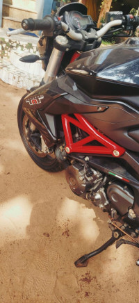 Black Benelli TNT 600 i
