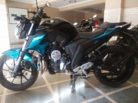 Yamaha FZ25
