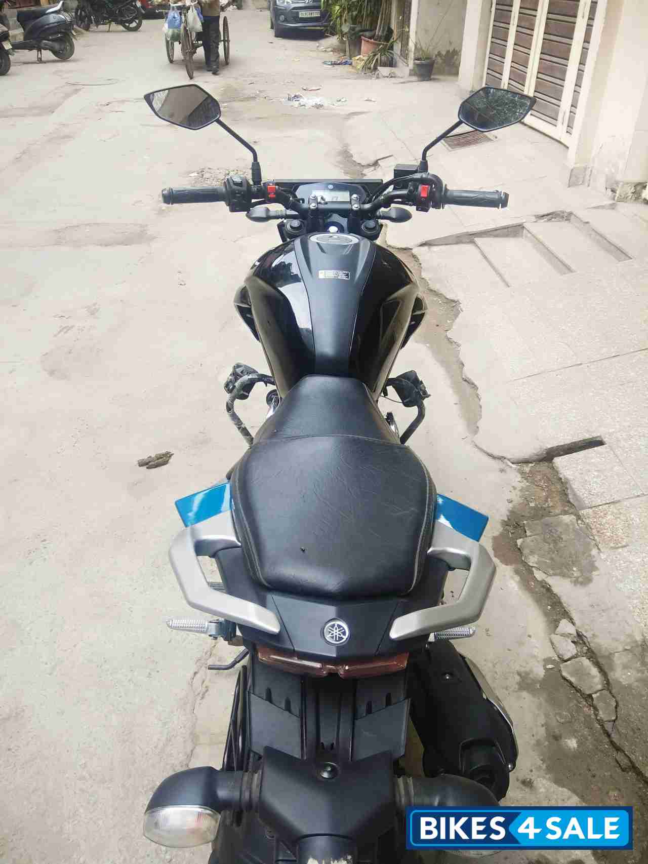 Yamaha FZ25