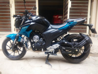 Yamaha FZ25