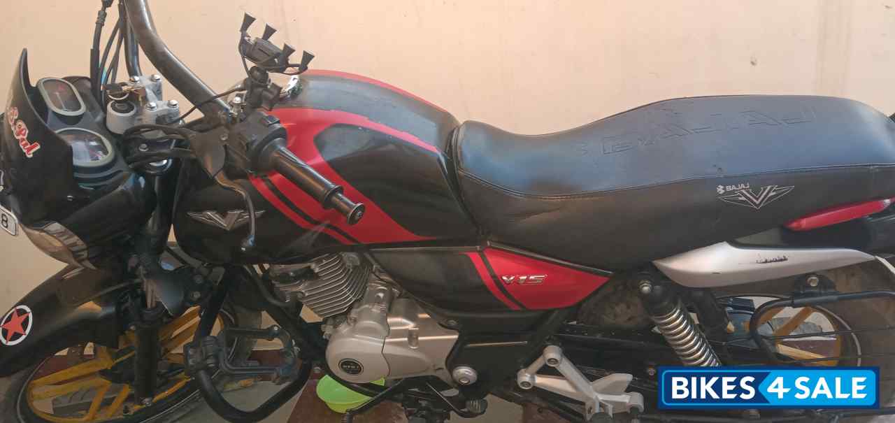 Red Bajaj V15
