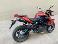 Red Benelli TNT 600 i