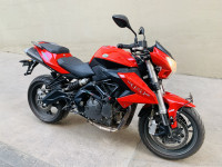 Red Benelli TNT 600 i