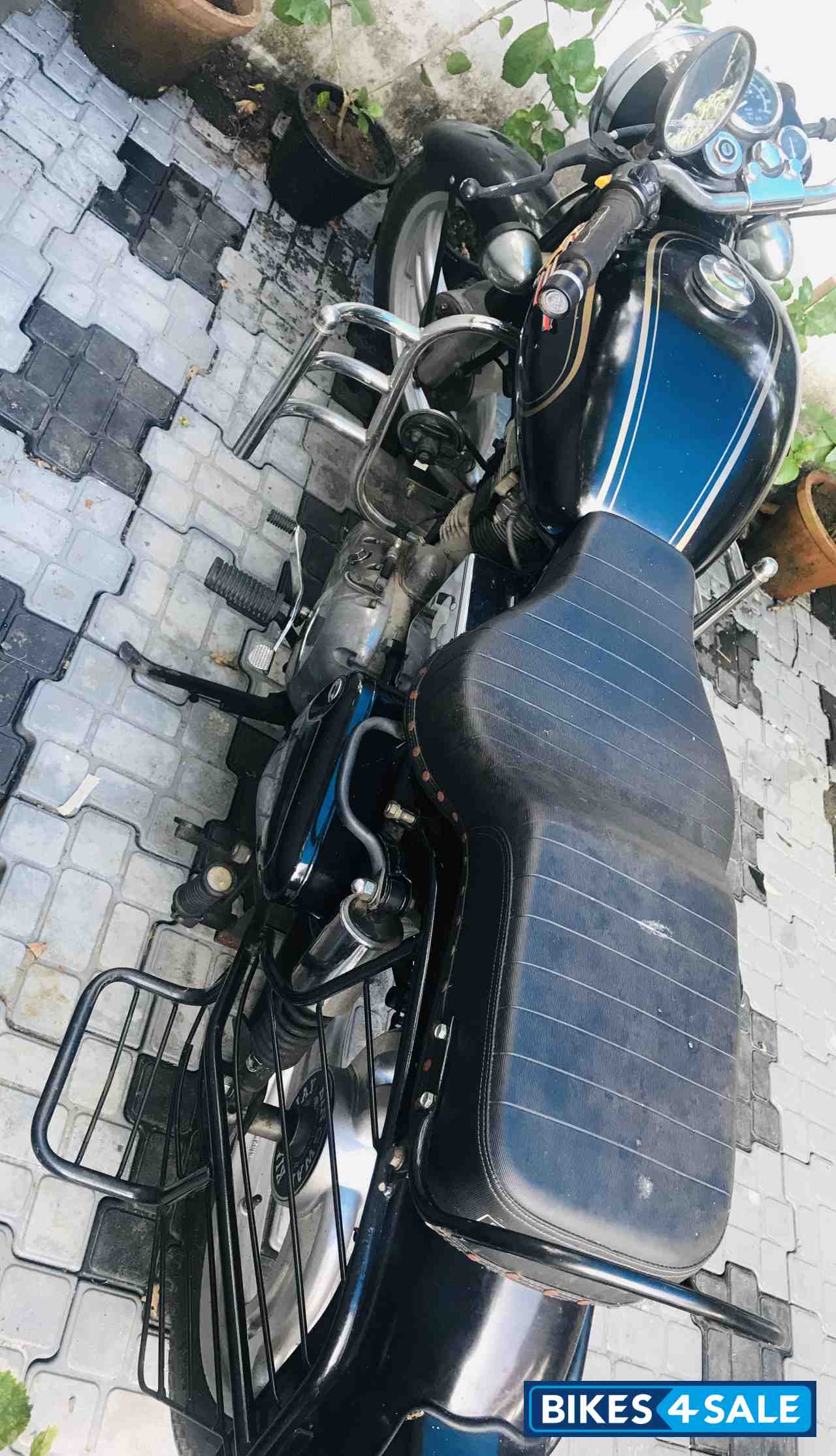 Royal Enfield Bullet Standard 350 Royal Enfield Bullet Standard 350