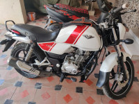 Bajaj V15