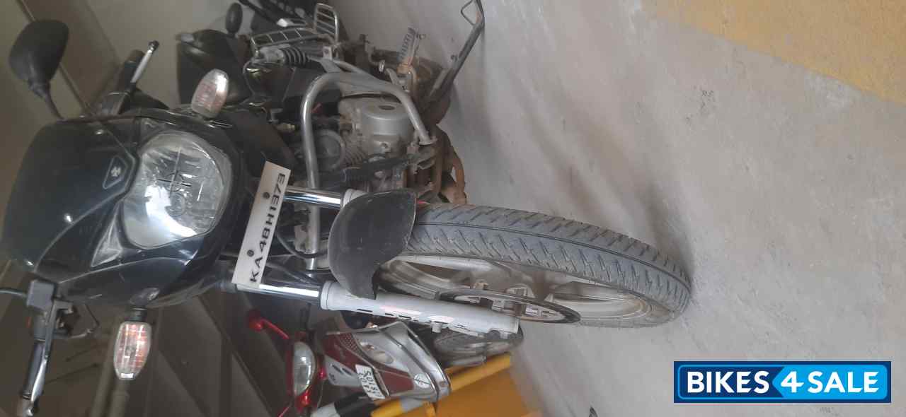 Black Bajaj Pulsar 150 DTSi