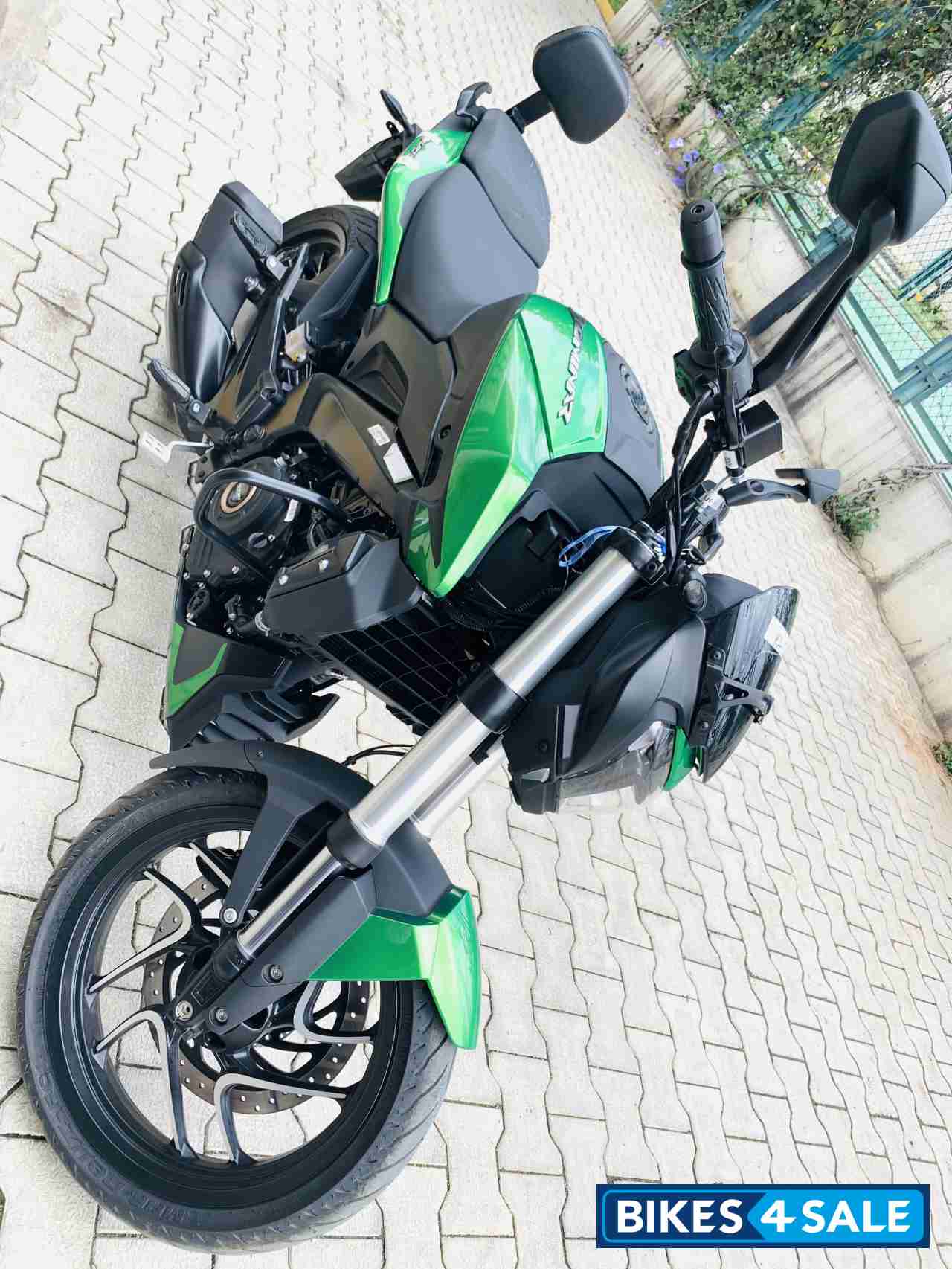 Bajaj Dominar 400 ABS BS6 Bajaj Dominar 400 ABS BS6