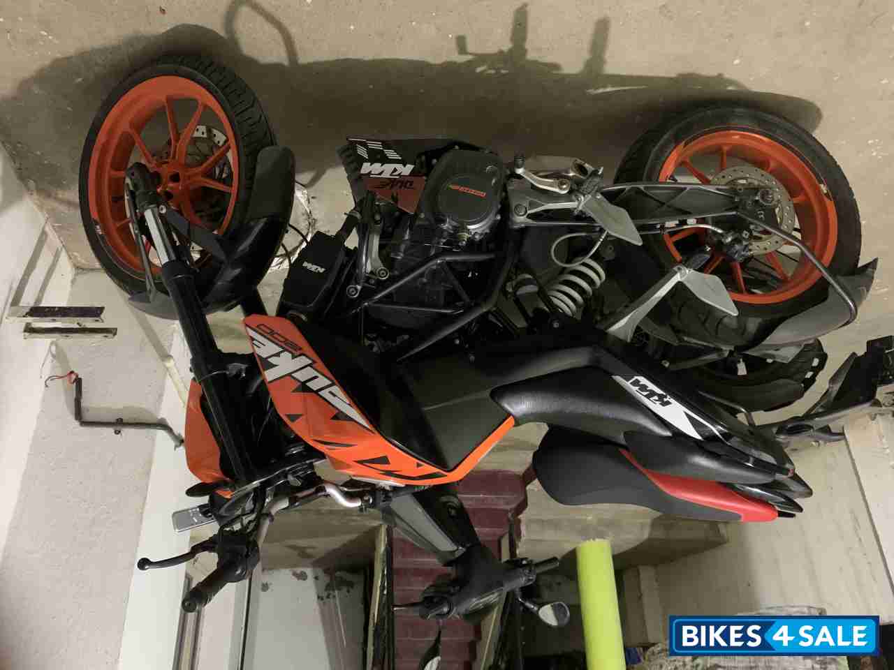 KTM Duke 200 ABS