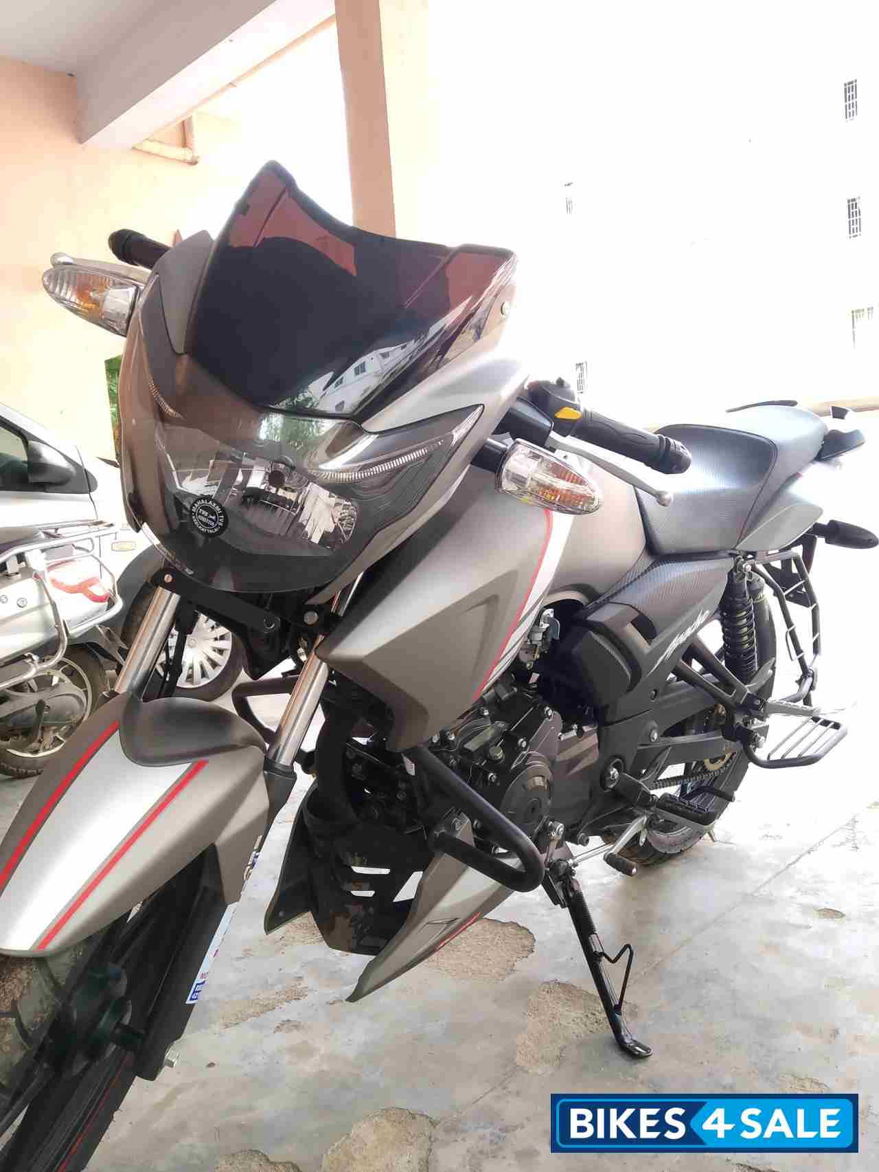 TVS Apache RTR 160