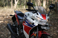 Tri Color Honda CBR 250R