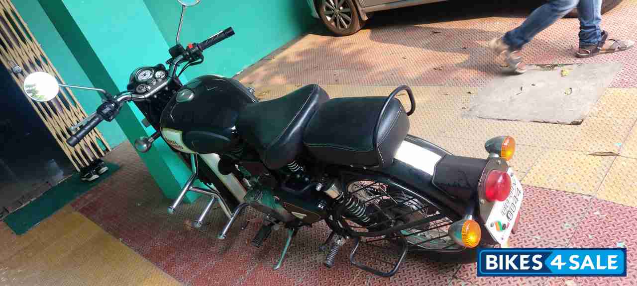 Royal Enfield Classic 500