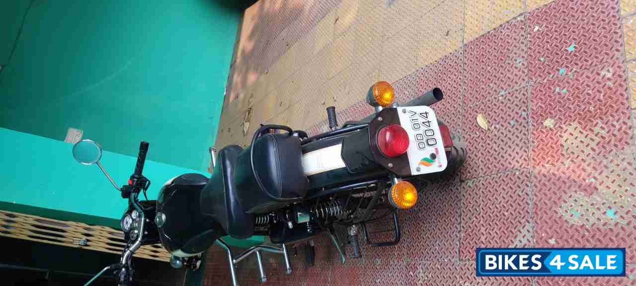 Royal Enfield Classic 500