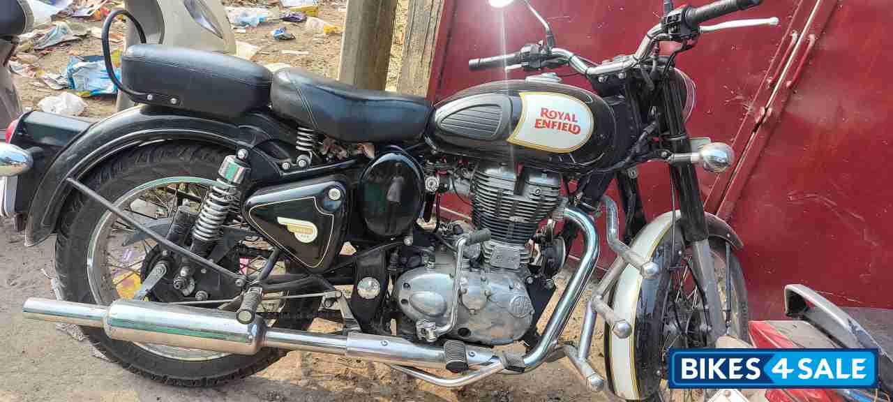 Royal Enfield Classic 500