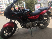 Bajaj Pulsar 220F