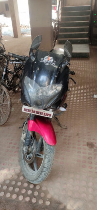 Bajaj Pulsar 220F