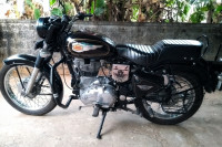 Black Royal Enfield Bullet Standard 350