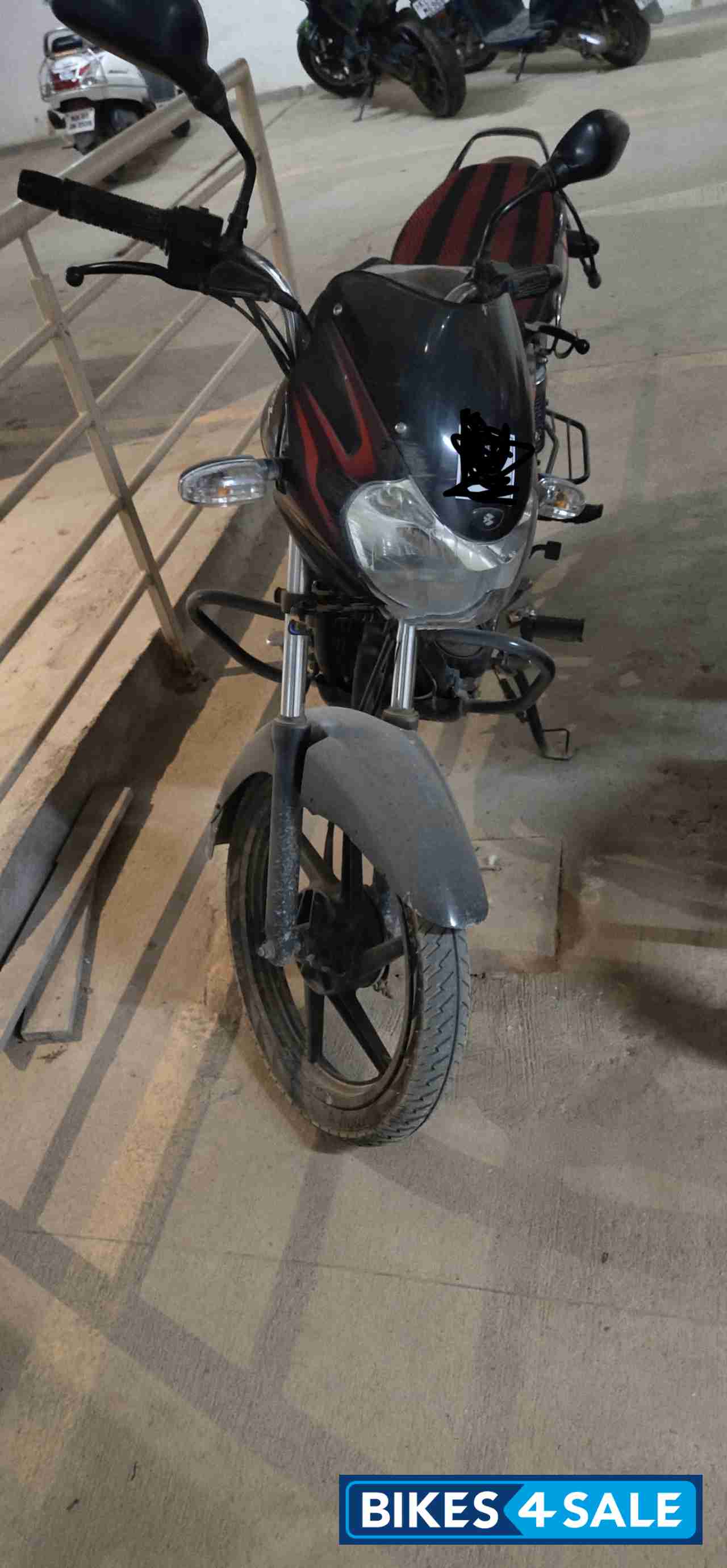 Bajaj Discover 125