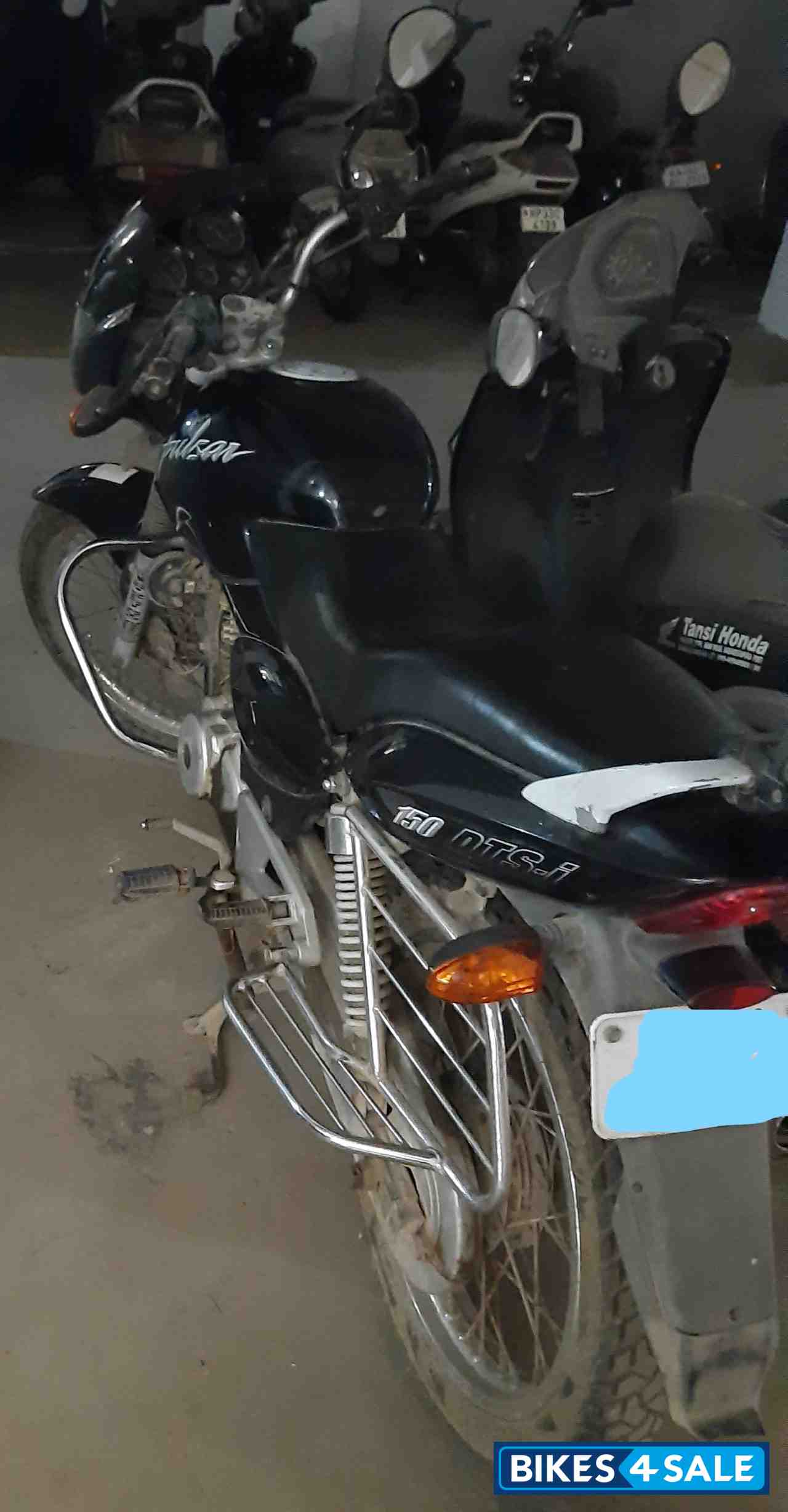 Black Bajaj Pulsar 150 DTSi