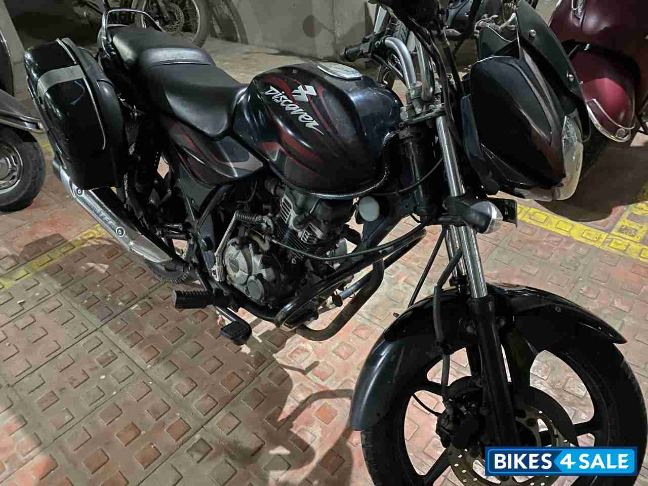 Bajaj Discover DTSi 150