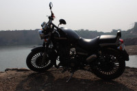 Matt Black Royal Enfield Thunderbird 500