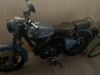 Royal Enfield Classic Squadron Blue
