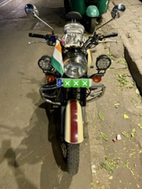 Royal Enfield Classic 500