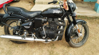 Black Royal Enfield Bullet 350 ES BS6