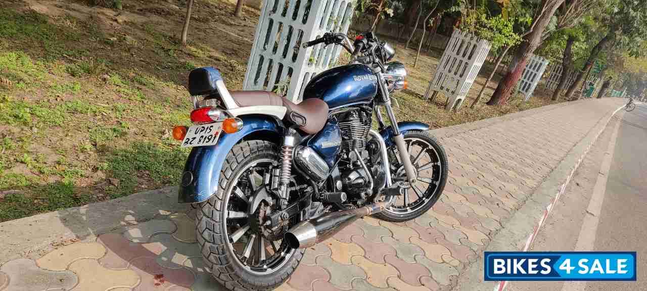 Blue Royal Enfield Thunderbird 500