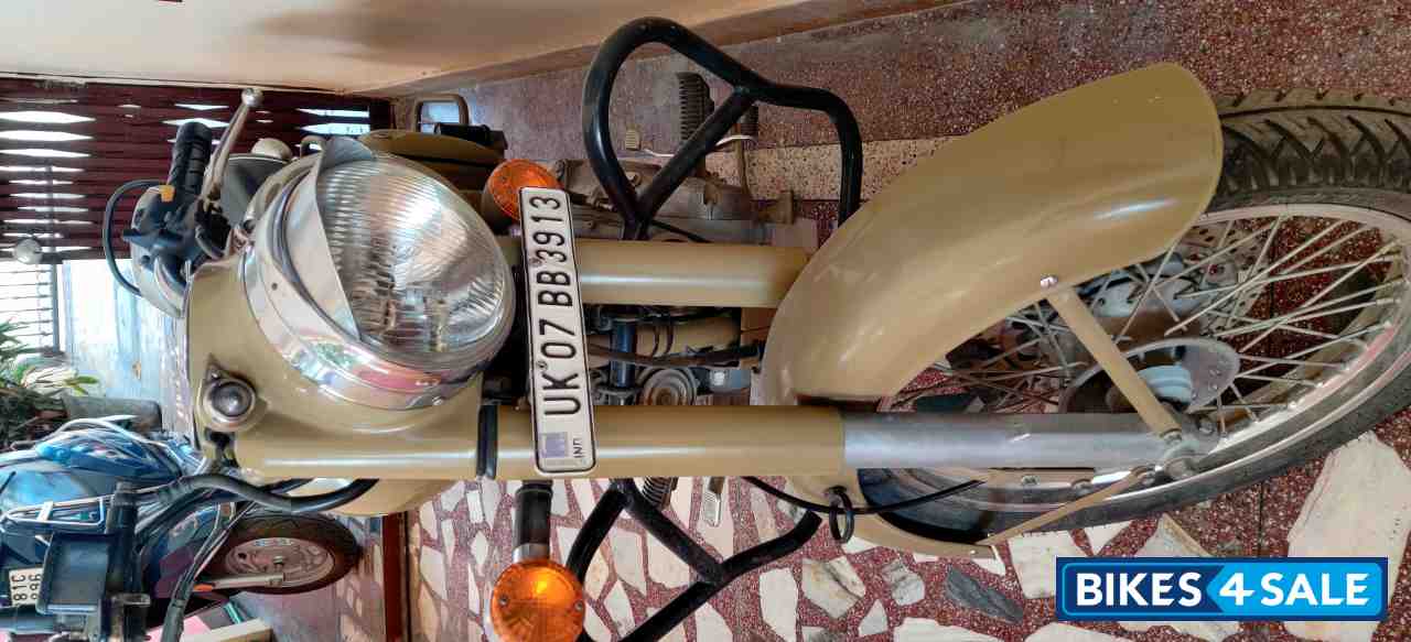 Royal Enfield Classic Desert Storm