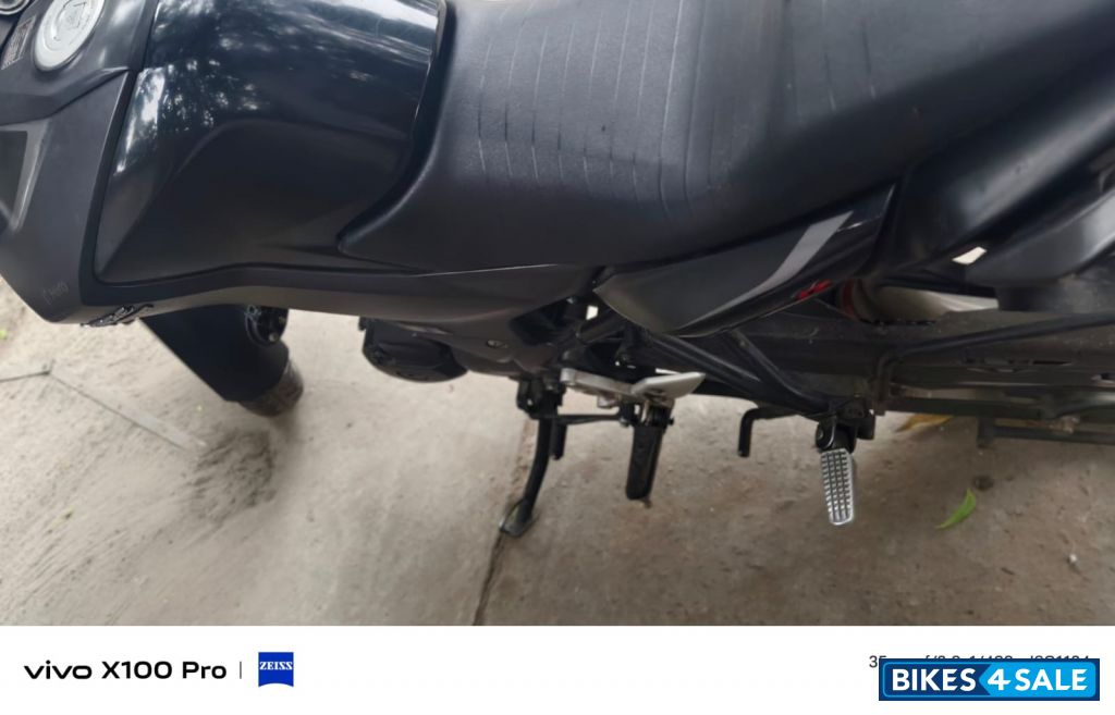 Stealth Black Hero Xtreme 160R 2022 Edition