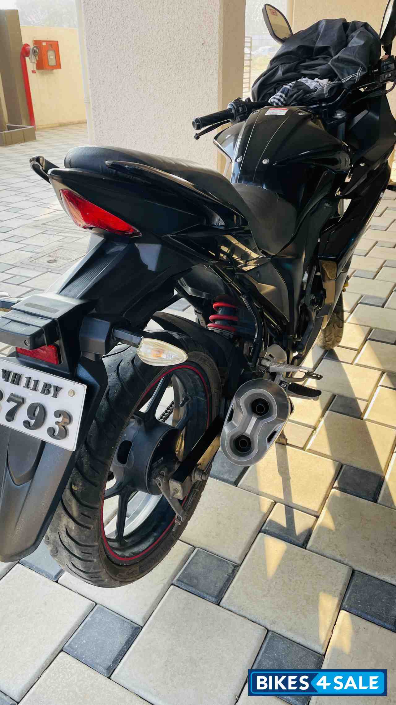 Suzuki Gixxer SF