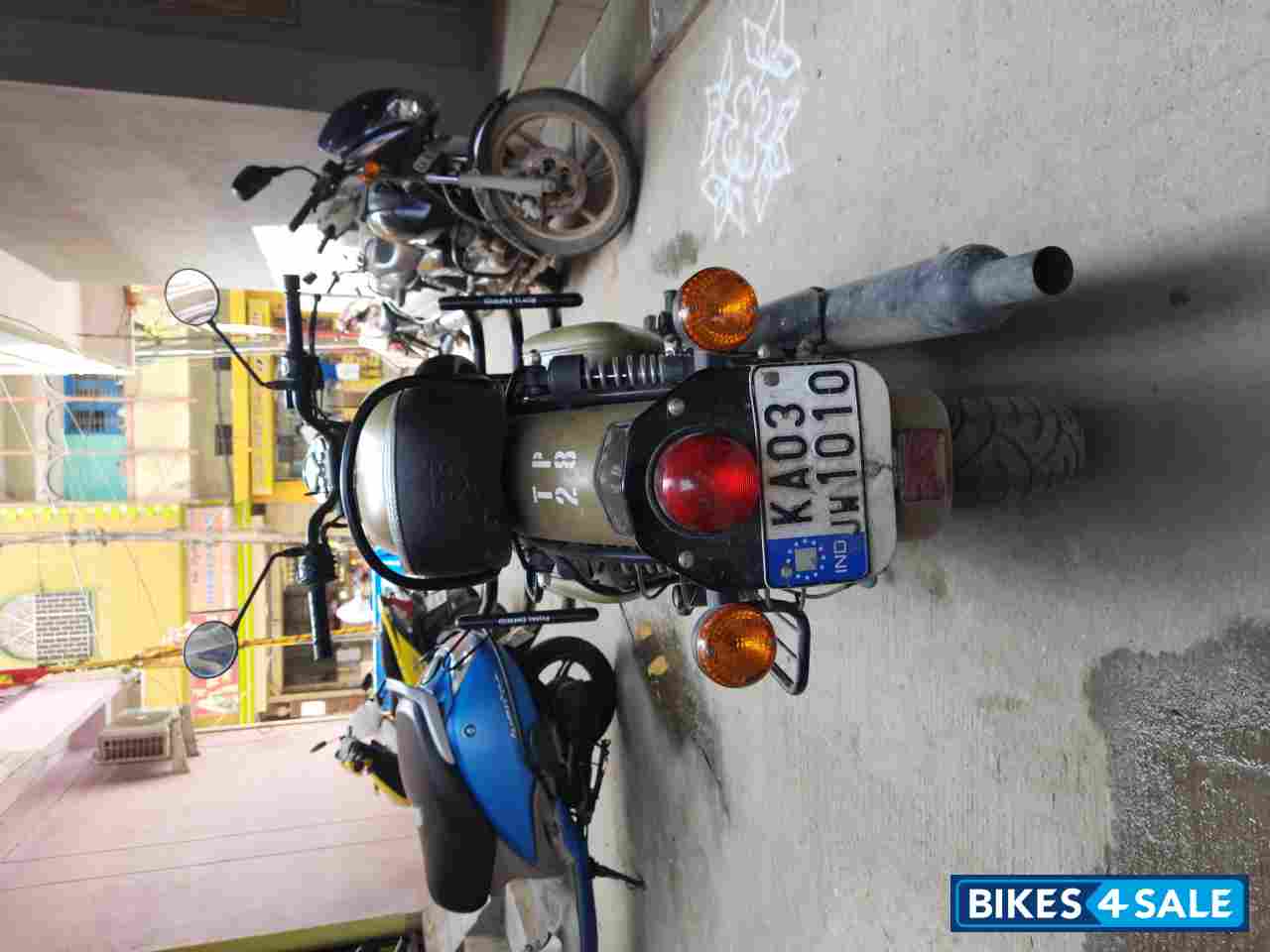 Royal Enfield Bullet 350