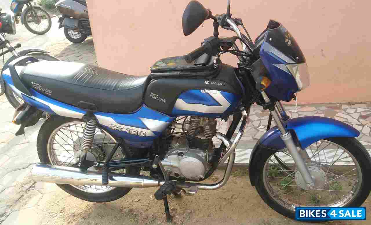 Blue Bajaj CT 100