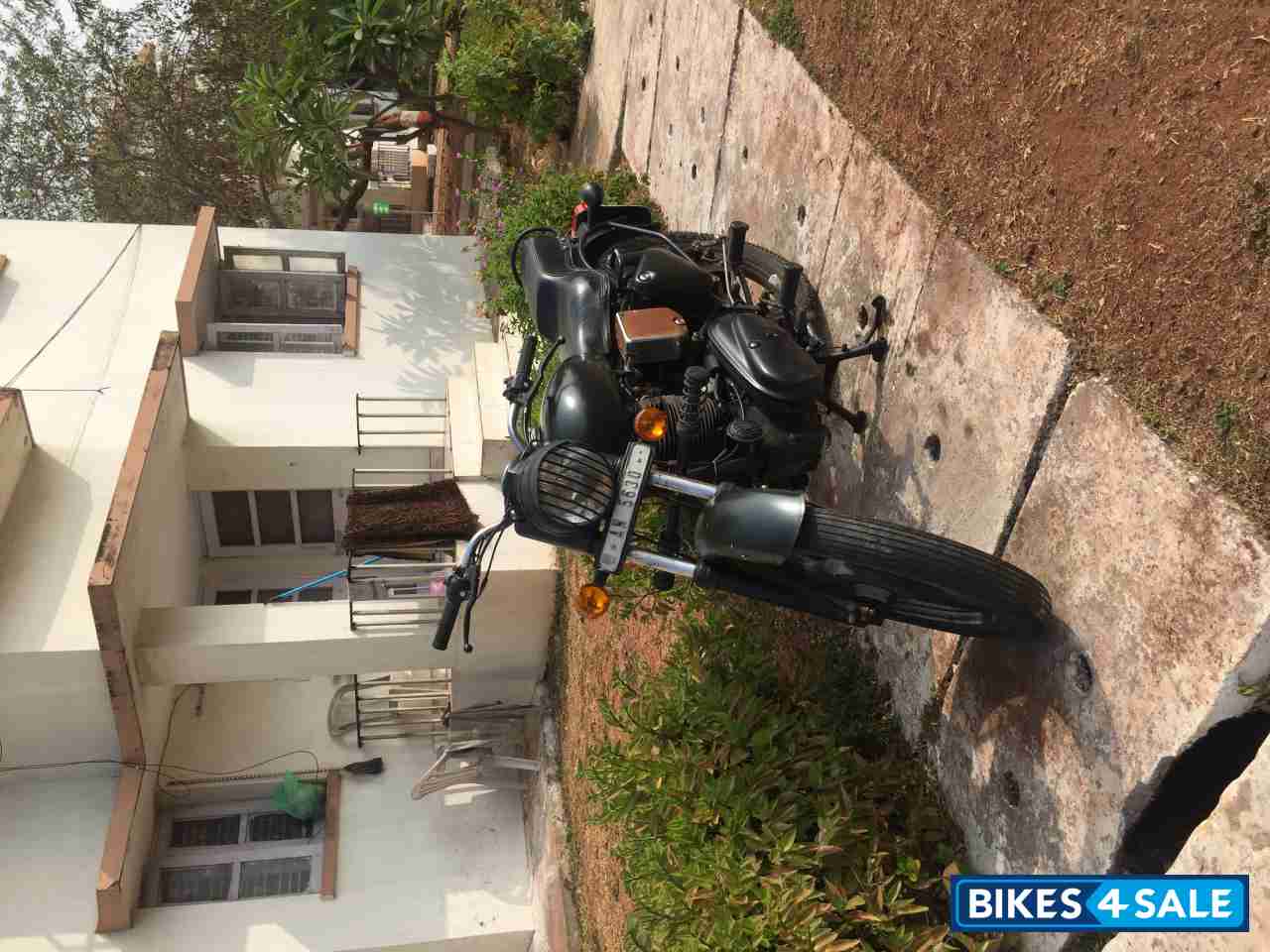 Royal Enfield Bullet 350