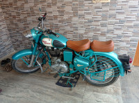 Teal Green Royal Enfield Classic 500
