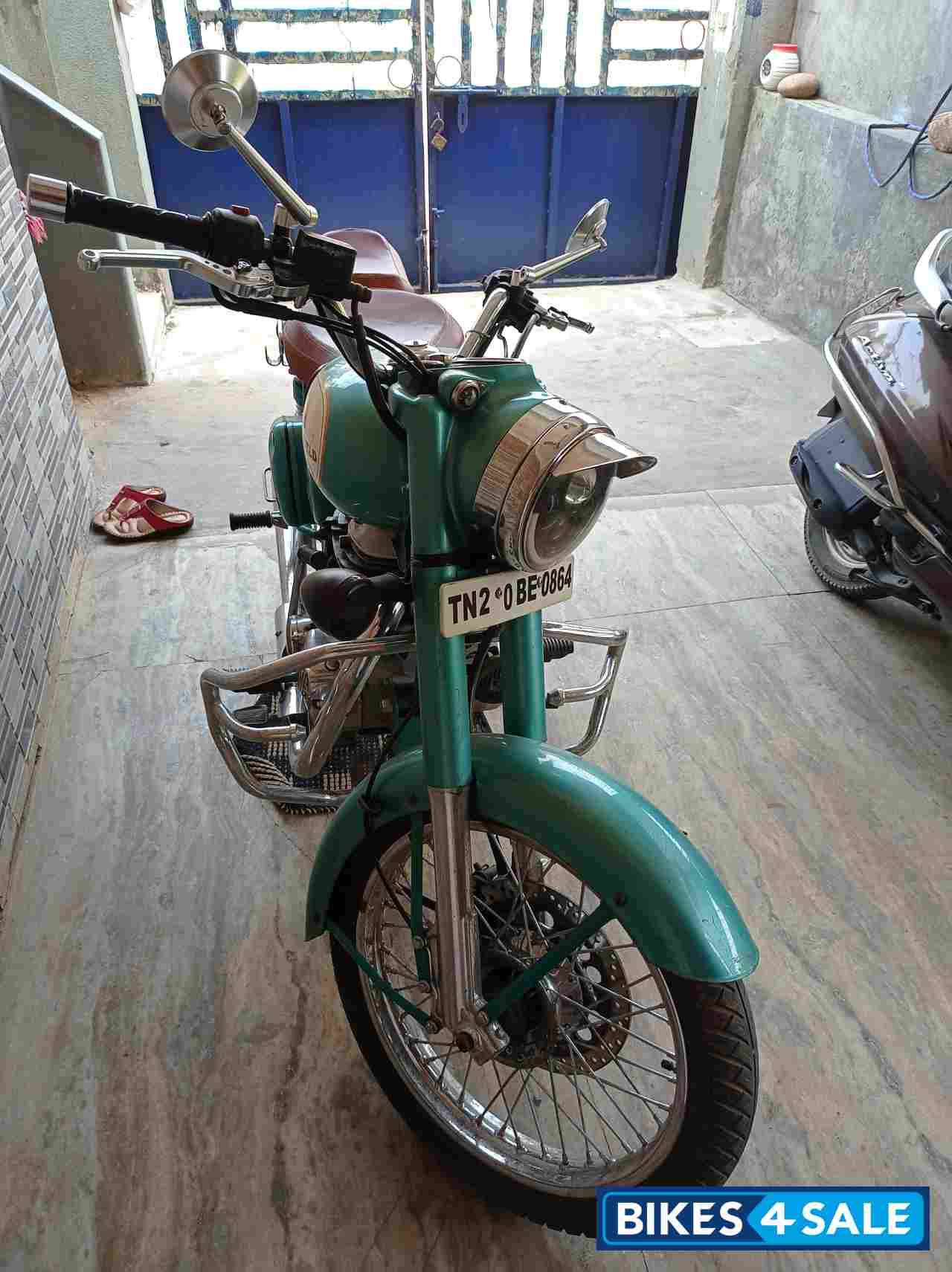Teal Green Royal Enfield Classic 500