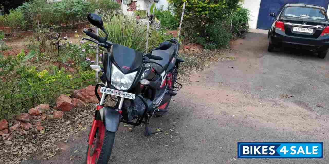 Black & Red Hero Hunk