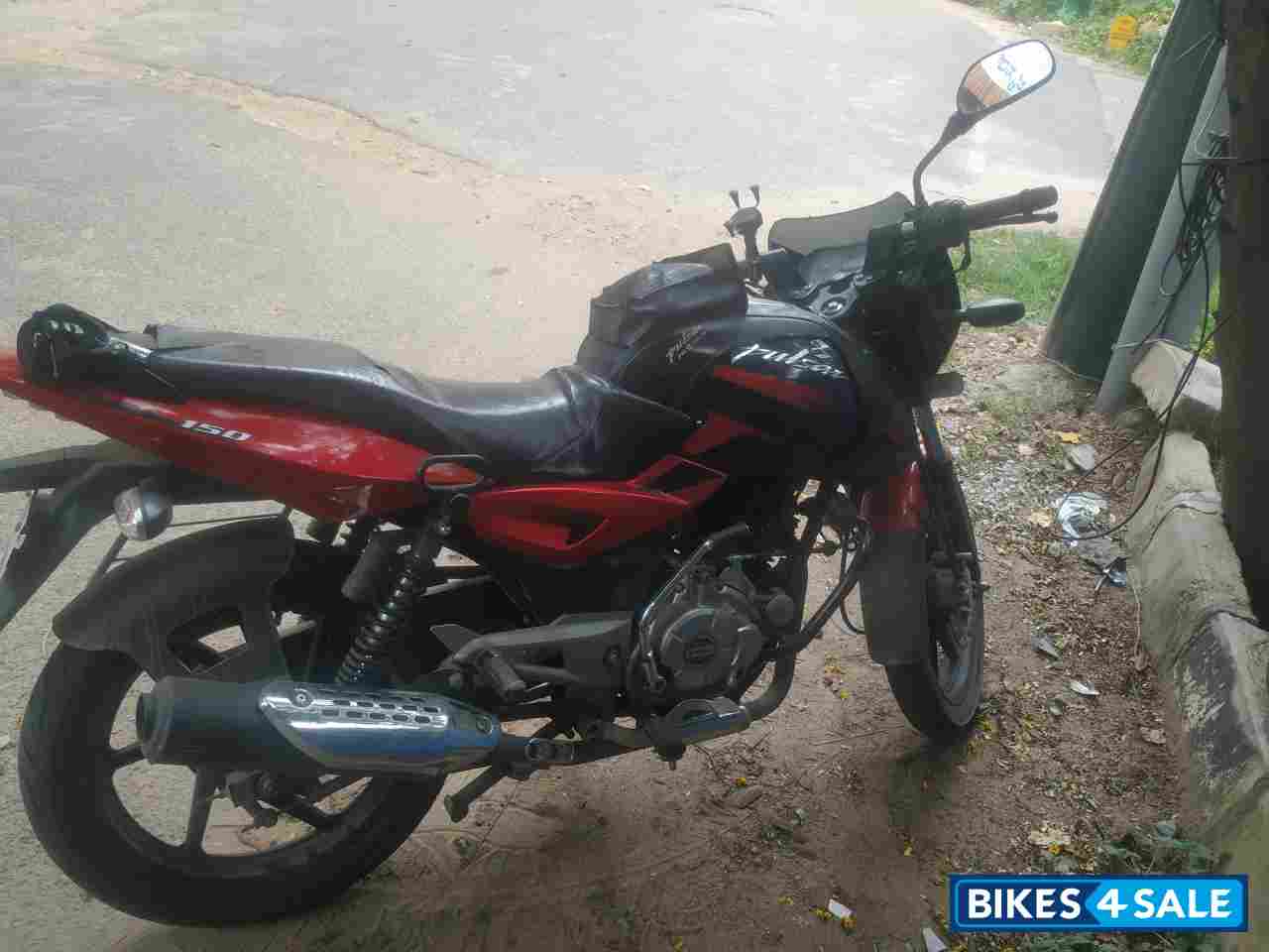 Black And Red Bajaj Pulsar 150 DTSi