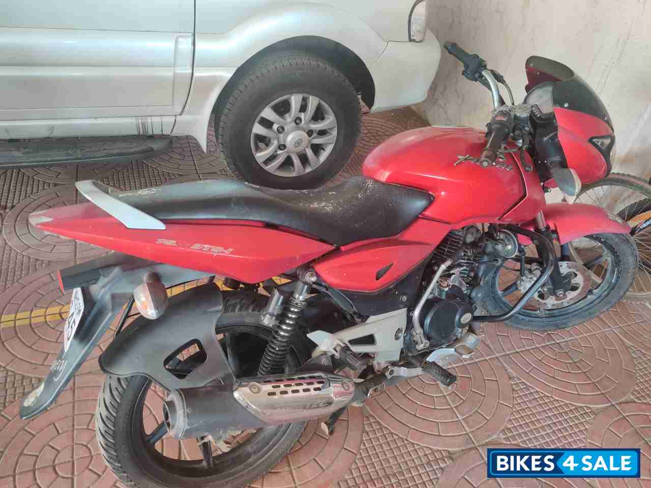 Red Bajaj Pulsar 150 DTSi