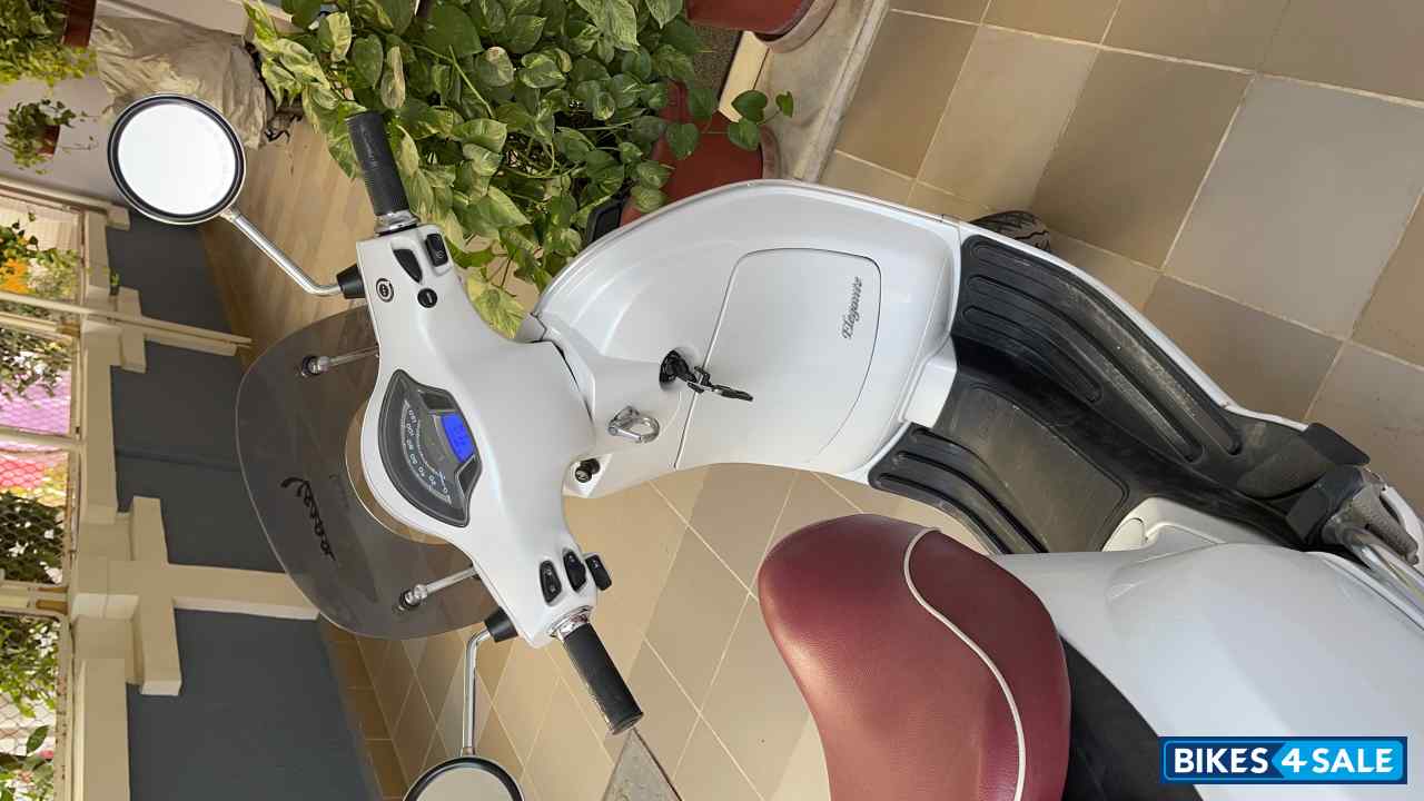 Vespa Elegante 150
