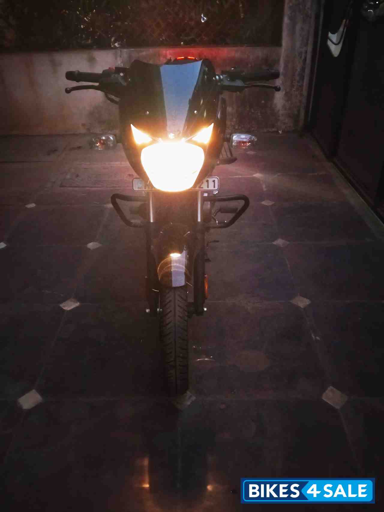 Black Bajaj Pulsar NS 125