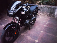 Black Bajaj Pulsar NS 125
