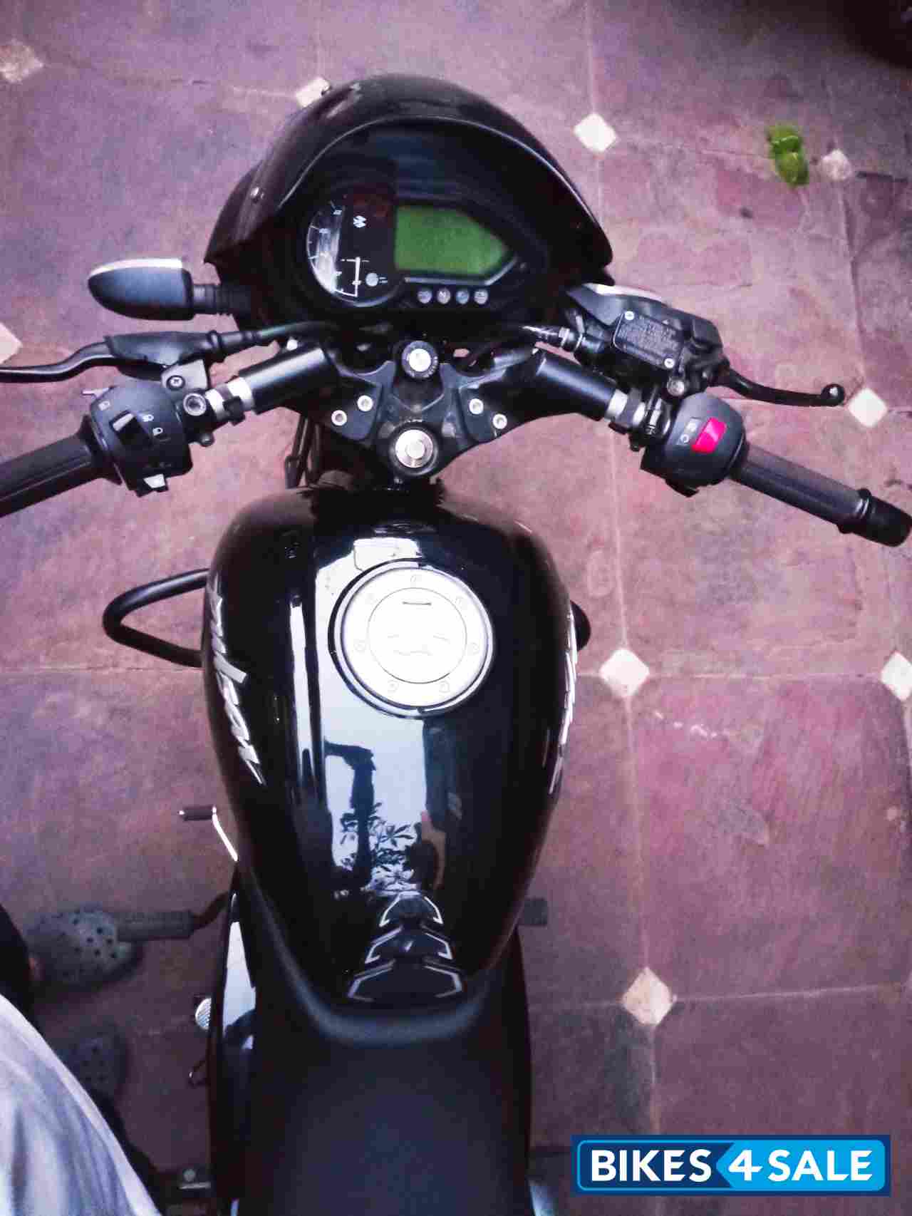 Black Bajaj Pulsar NS 125 Black Bajaj Pulsar NS 125