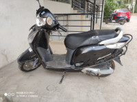 Black Honda Aviator