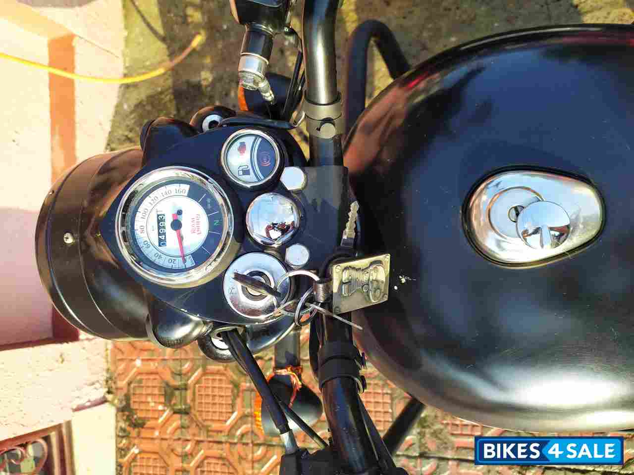 Black Royal Enfield Classic Stealth Black