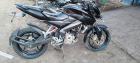 Black Bajaj Pulsar 200 NS