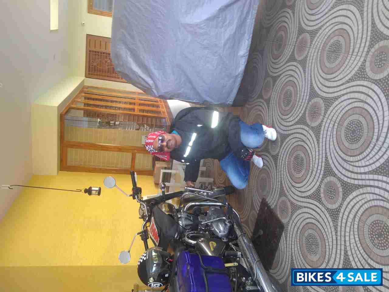 Silver Royal Enfield Classic 500